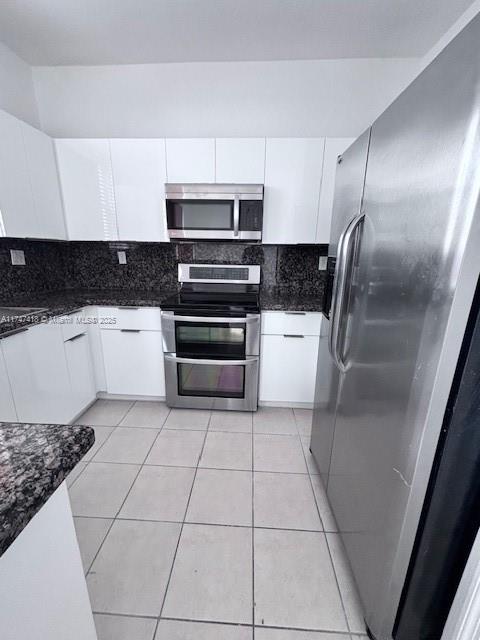 DORAL ISLES NORTH SEC TWO - Residential Lease