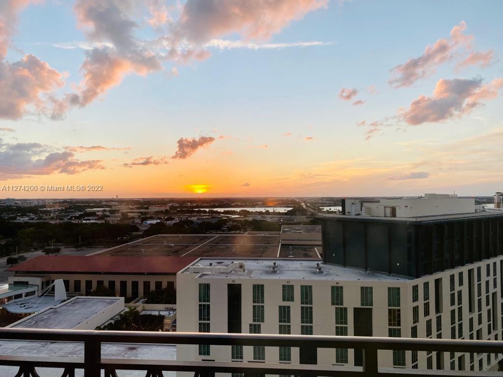 CITYPLACE SOUTH TOWER CON - Residential Lease