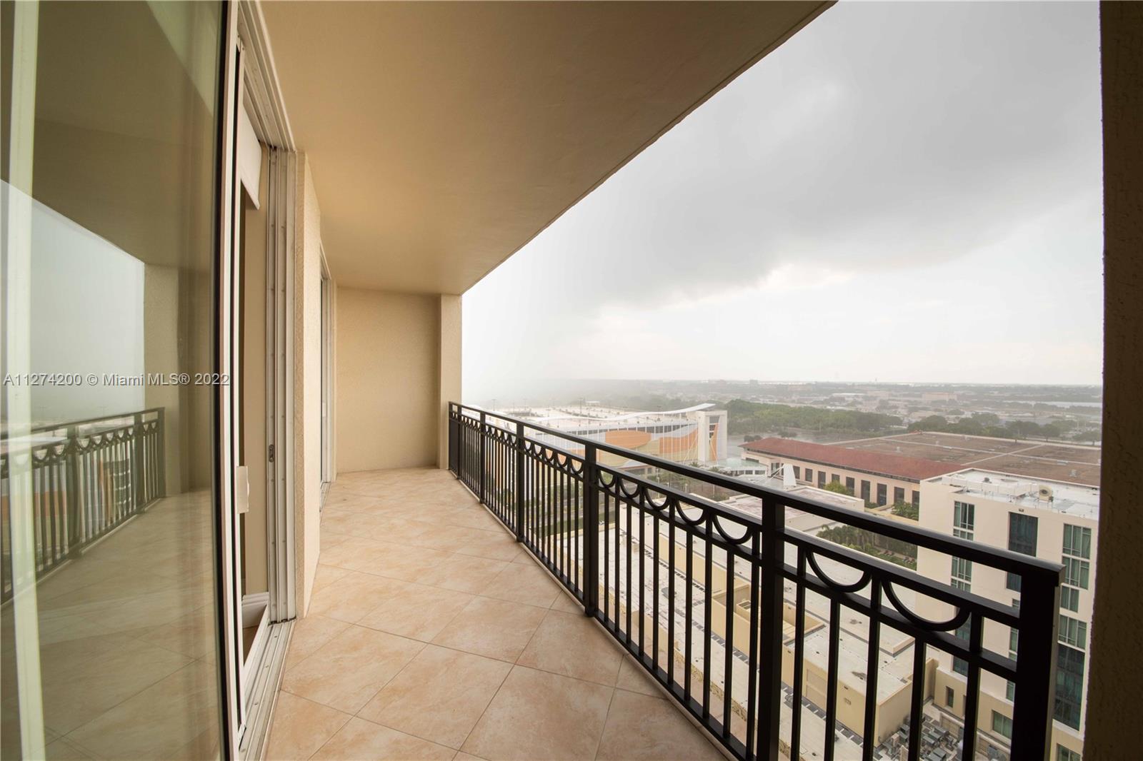 CITYPLACE SOUTH TOWER CON - Residential Lease