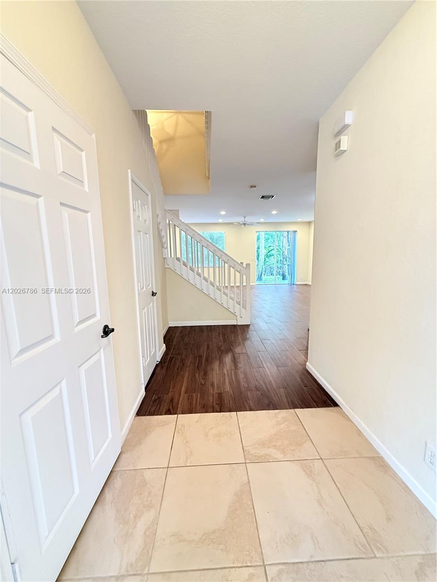 DREXEL PARK TOWNHOMES I C - Residential Lease