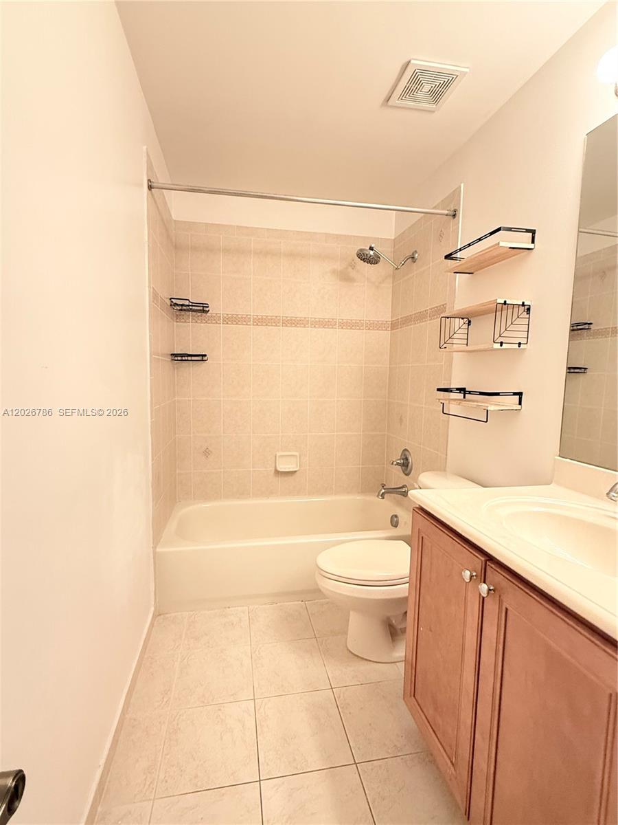 DREXEL PARK TOWNHOMES I C - Residential Lease