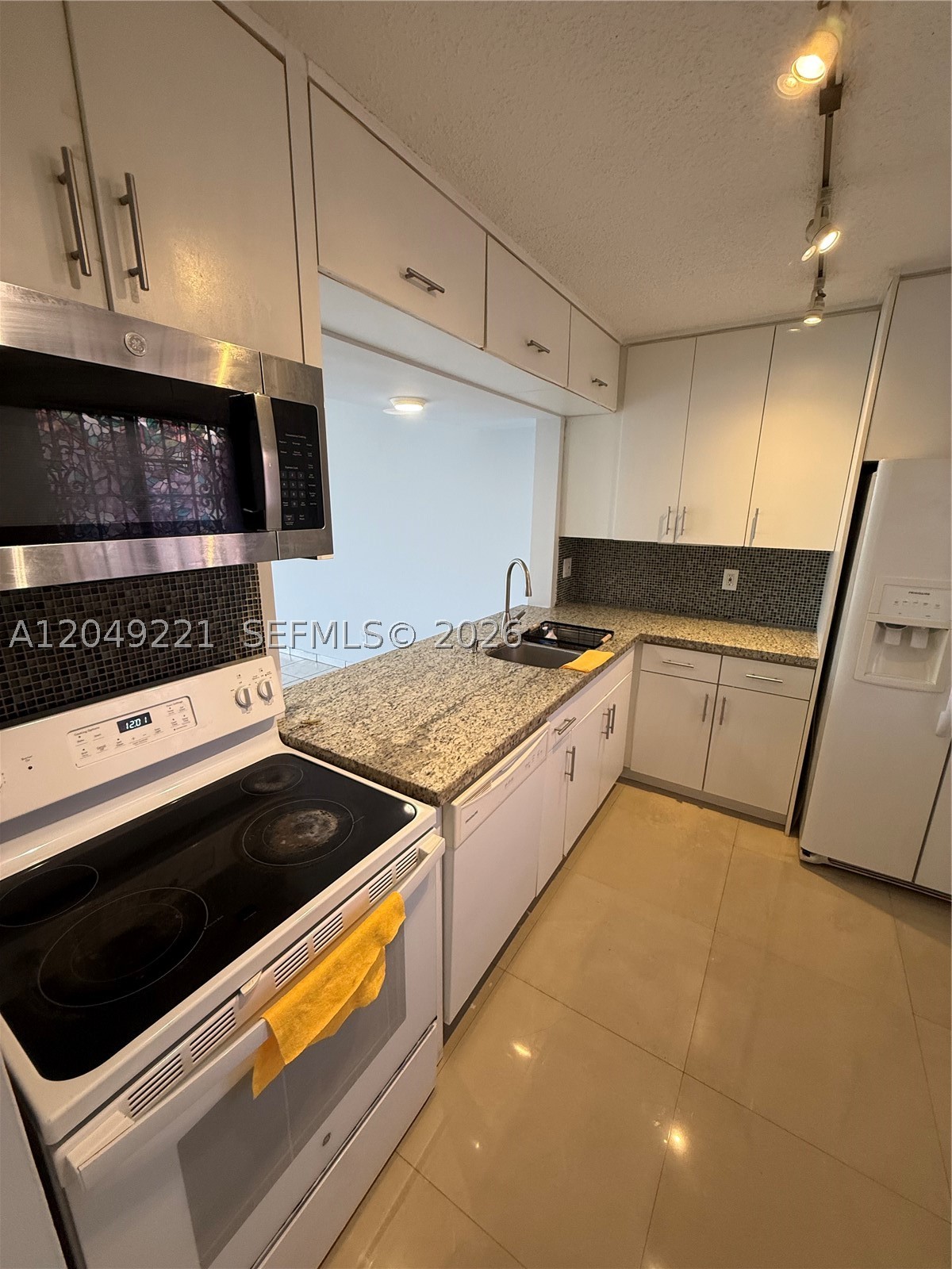 FOX CHASE CONDO #2 - Residential
