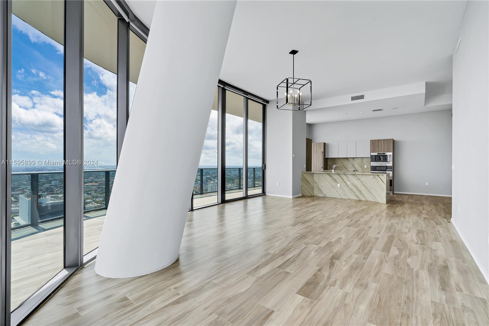 801 SMA RESIDENCES CONDO - Residential