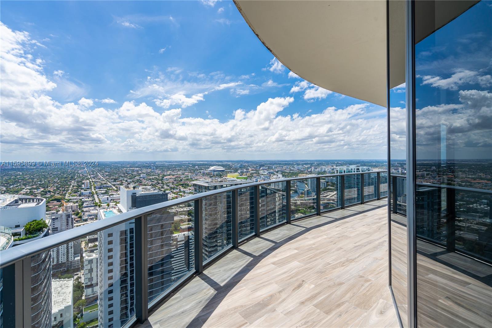 801 SMA RESIDENCES CONDO - Residential
