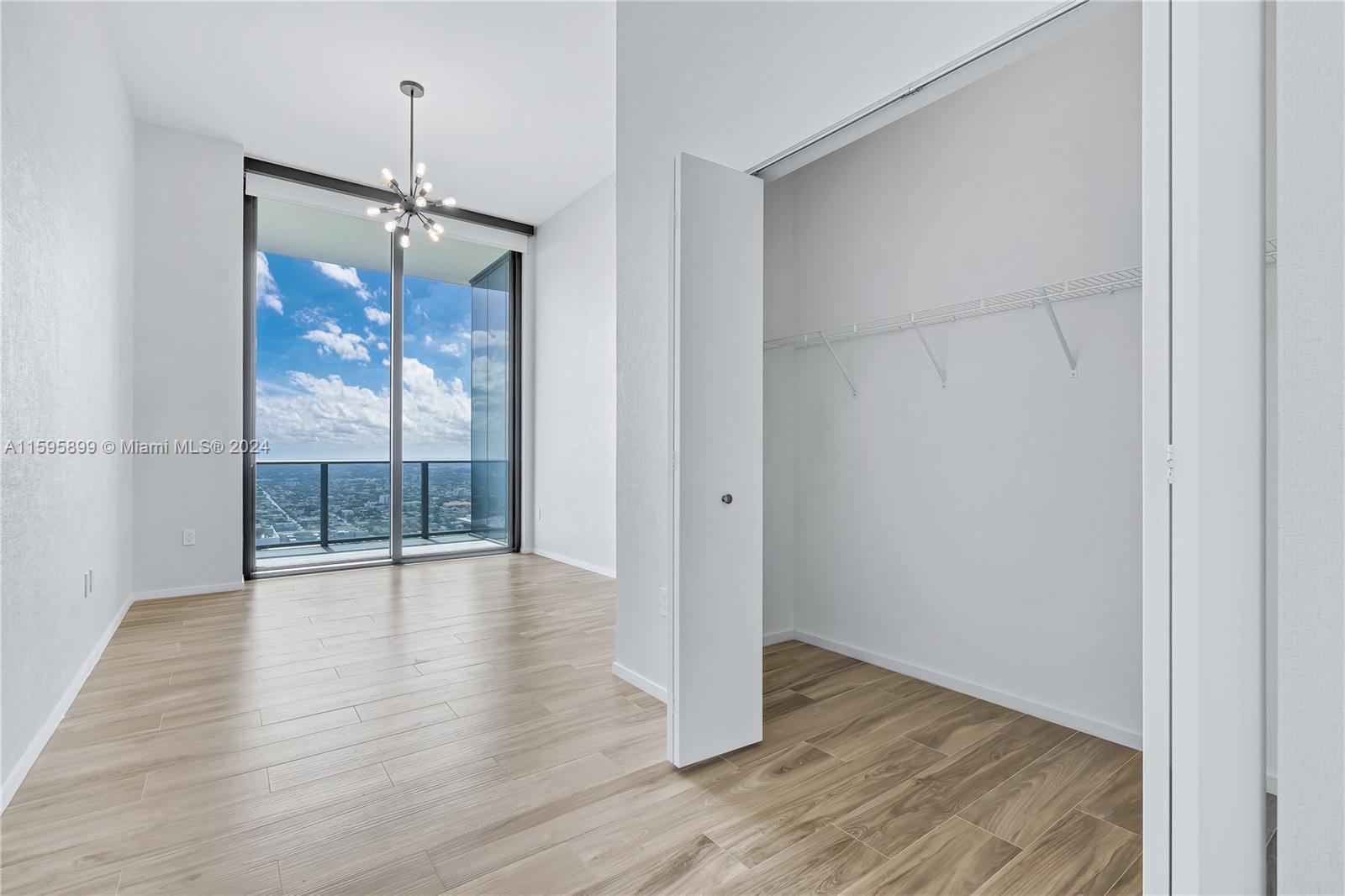 801 SMA RESIDENCES CONDO - Residential