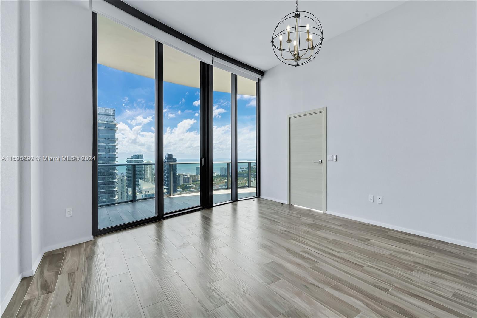 801 SMA RESIDENCES CONDO - Residential