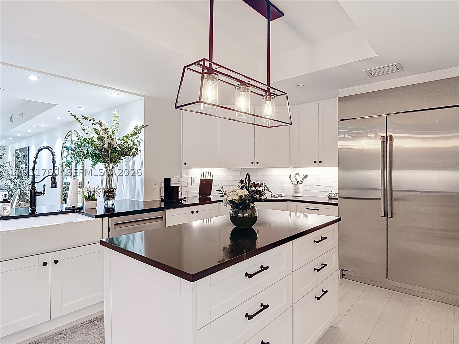 GRAND BAY RESIDENCES COND - Residential