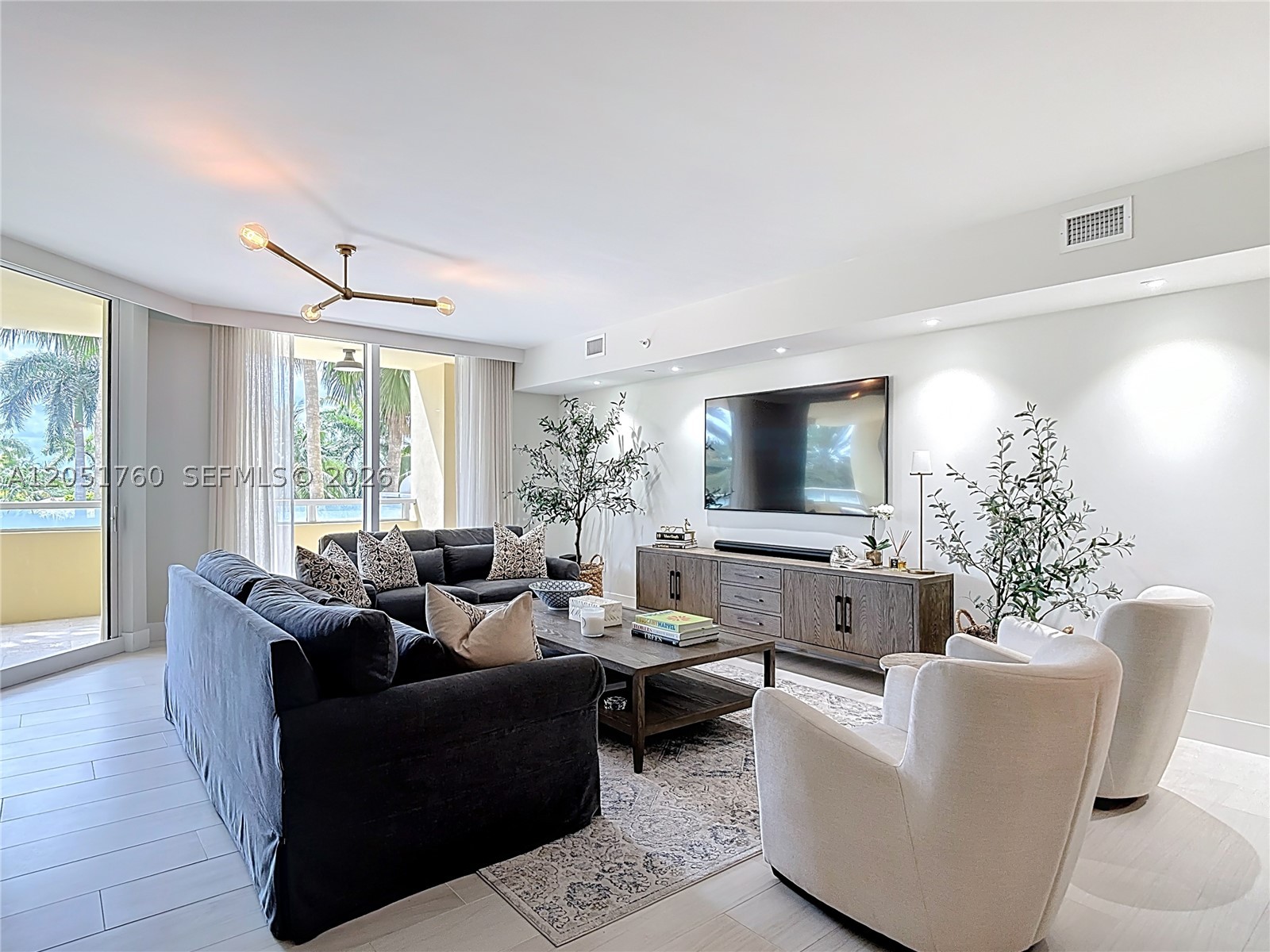 GRAND BAY RESIDENCES COND - Residential
