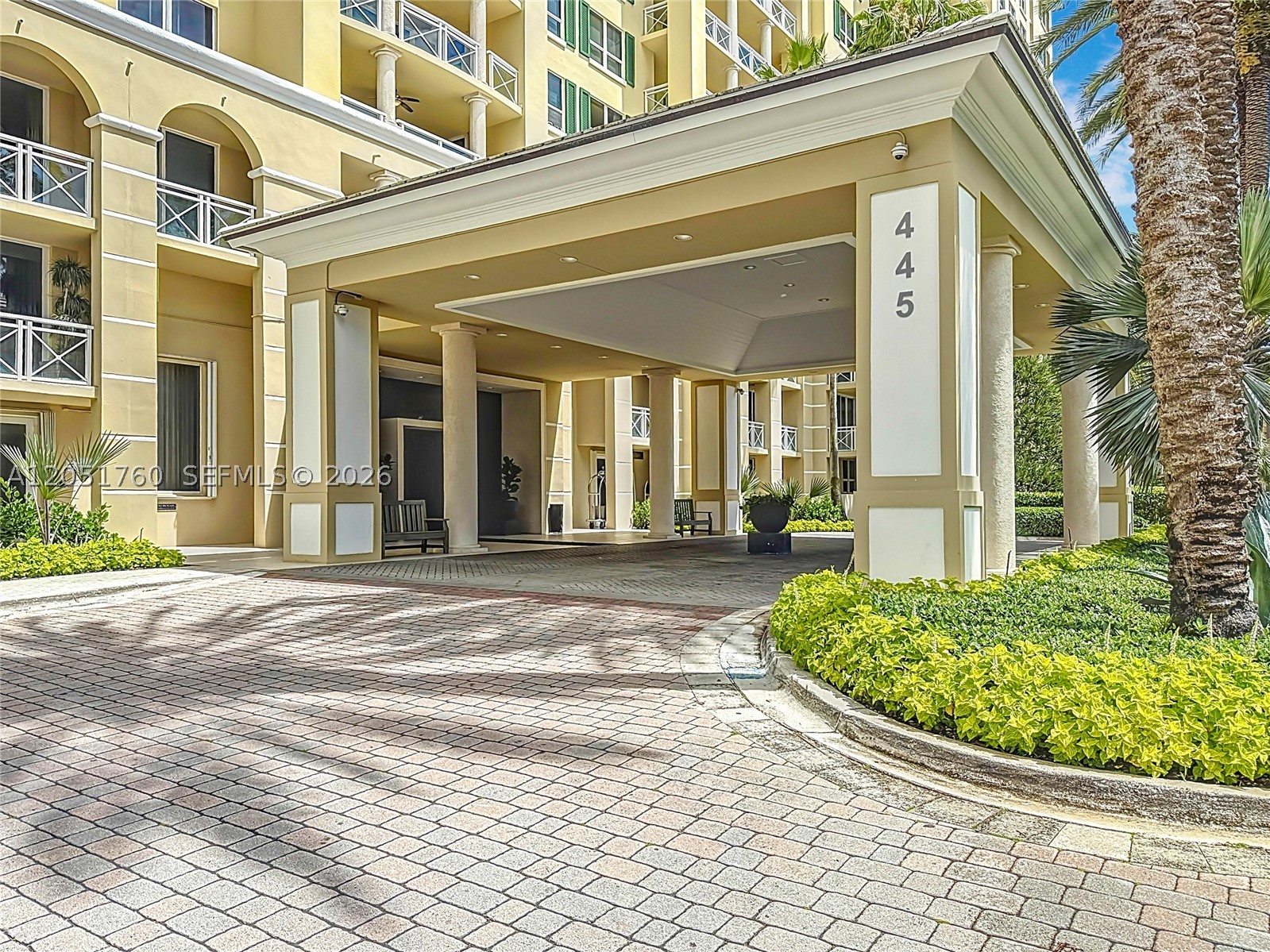 GRAND BAY RESIDENCES COND - Residential
