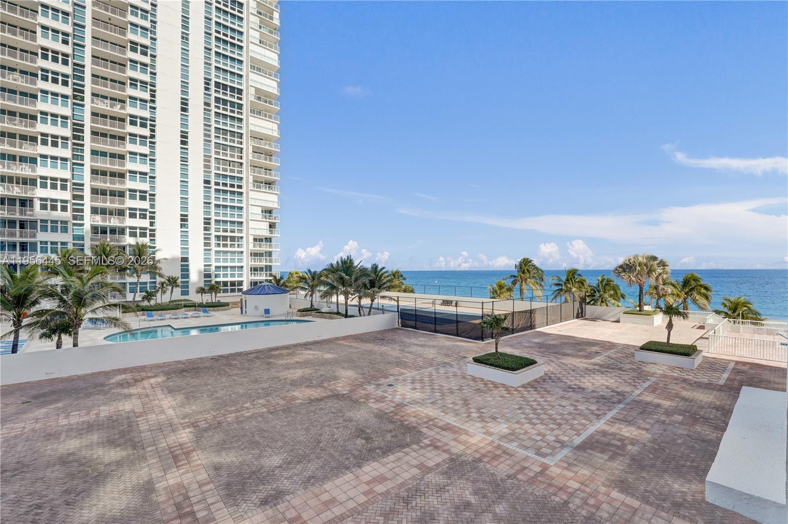 Renaissance II - Residential