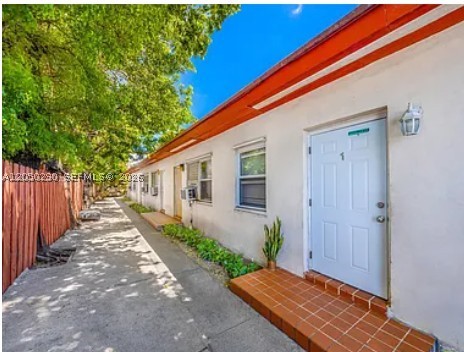 NORTHERN BLVD TRACT - Residential Lease
