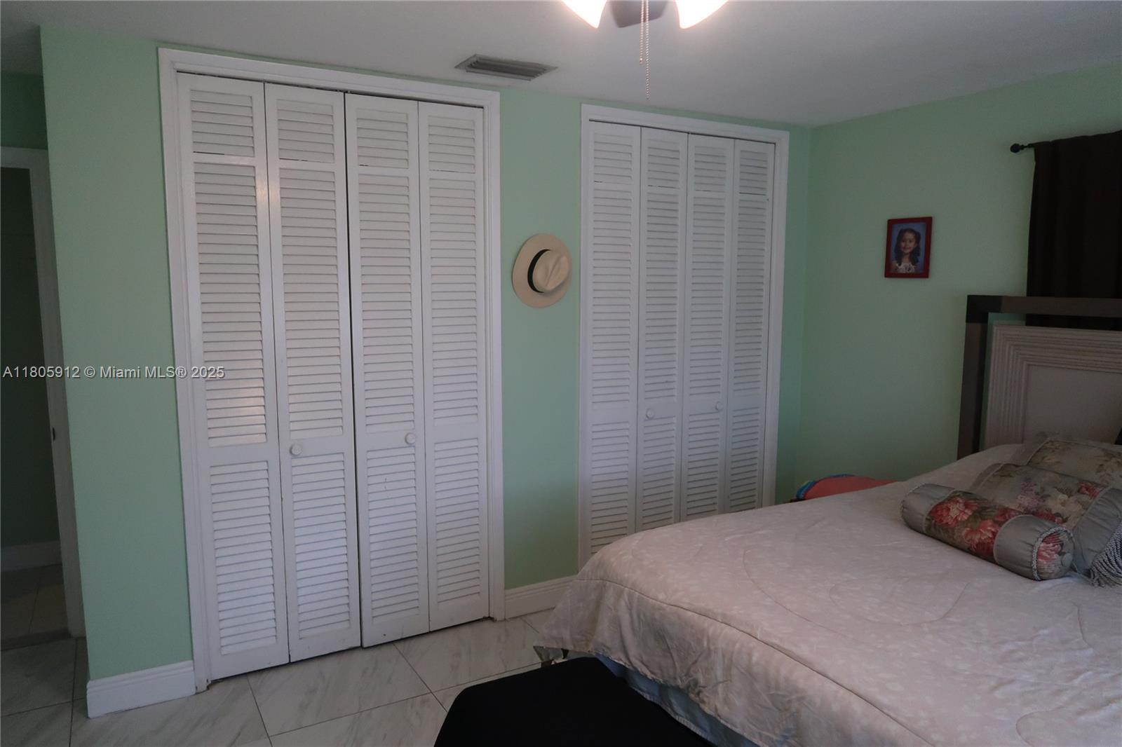 GOLDEN ISLES CONDO APTS - Residential