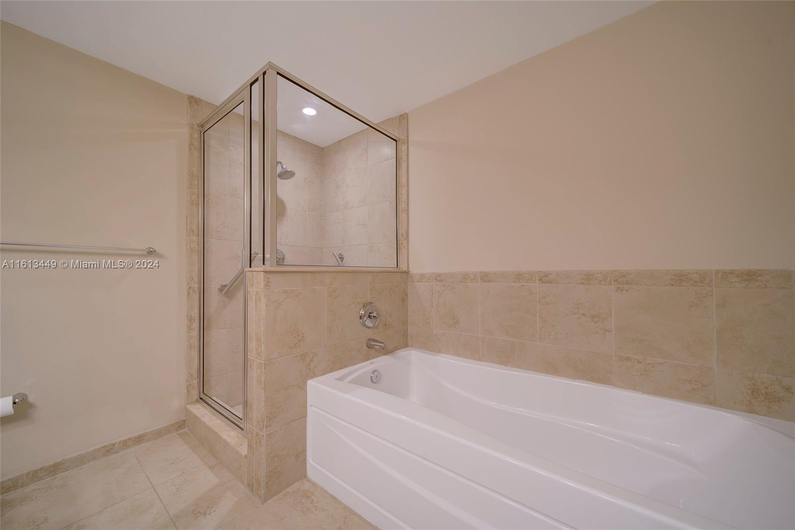 1300 PONCE CONDO - Residential Lease