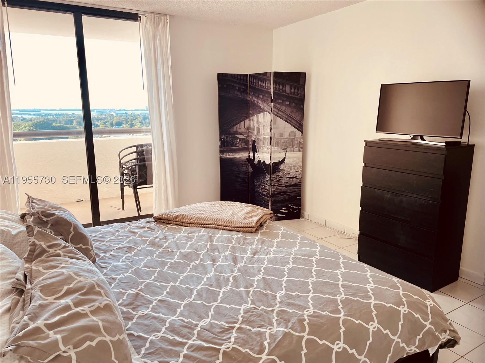 CLUB ATLANTIS CONDO - Residential