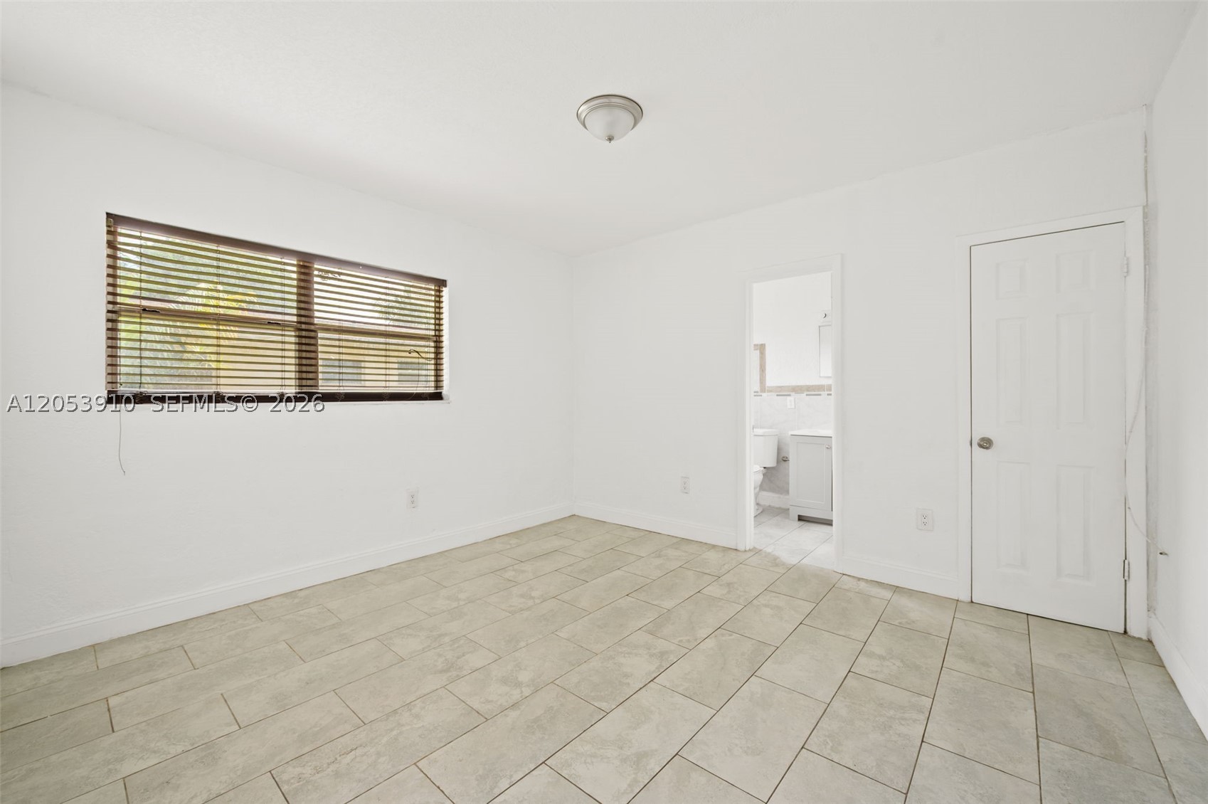 BISCAYNE COURT - Residential Income