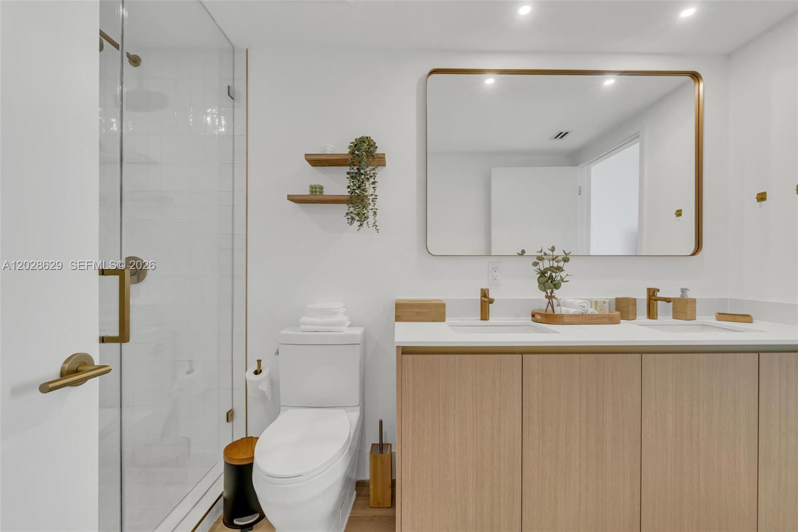 The Standard Midtown - Residential Lease