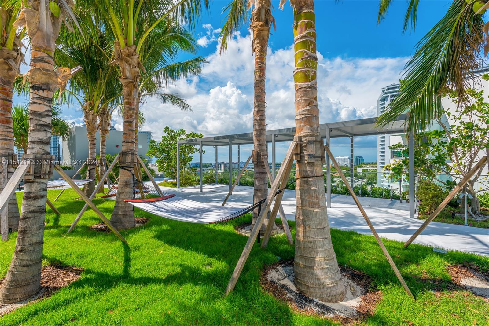 ONE PARAISO CONDO - Residential