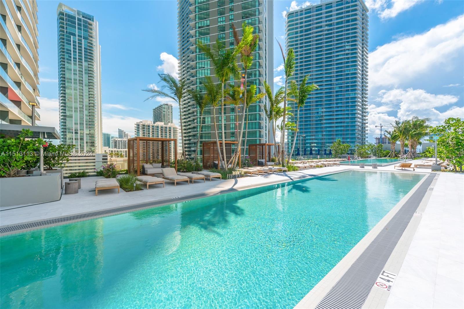 ONE PARAISO CONDO - Residential