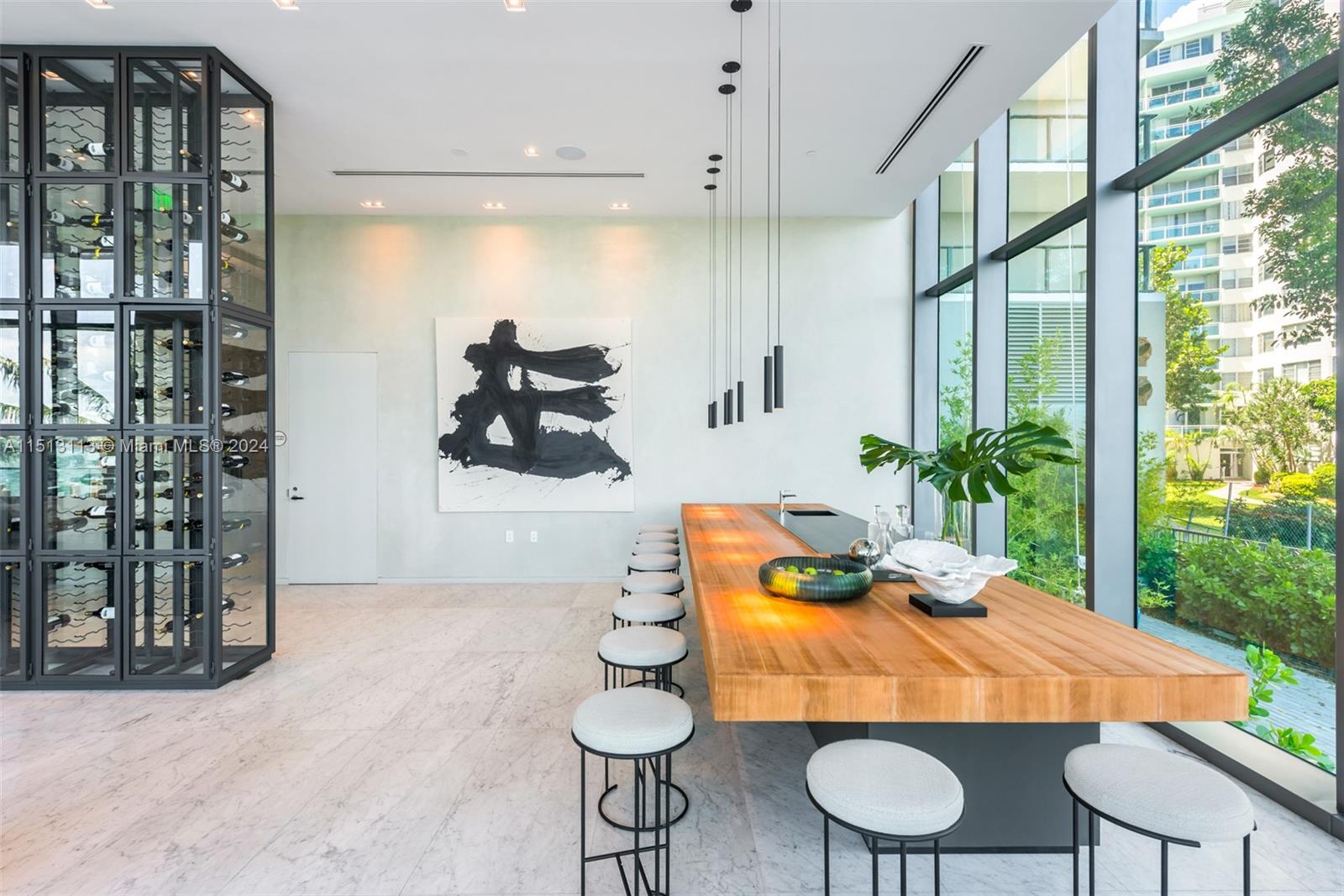 ONE PARAISO CONDO - Residential