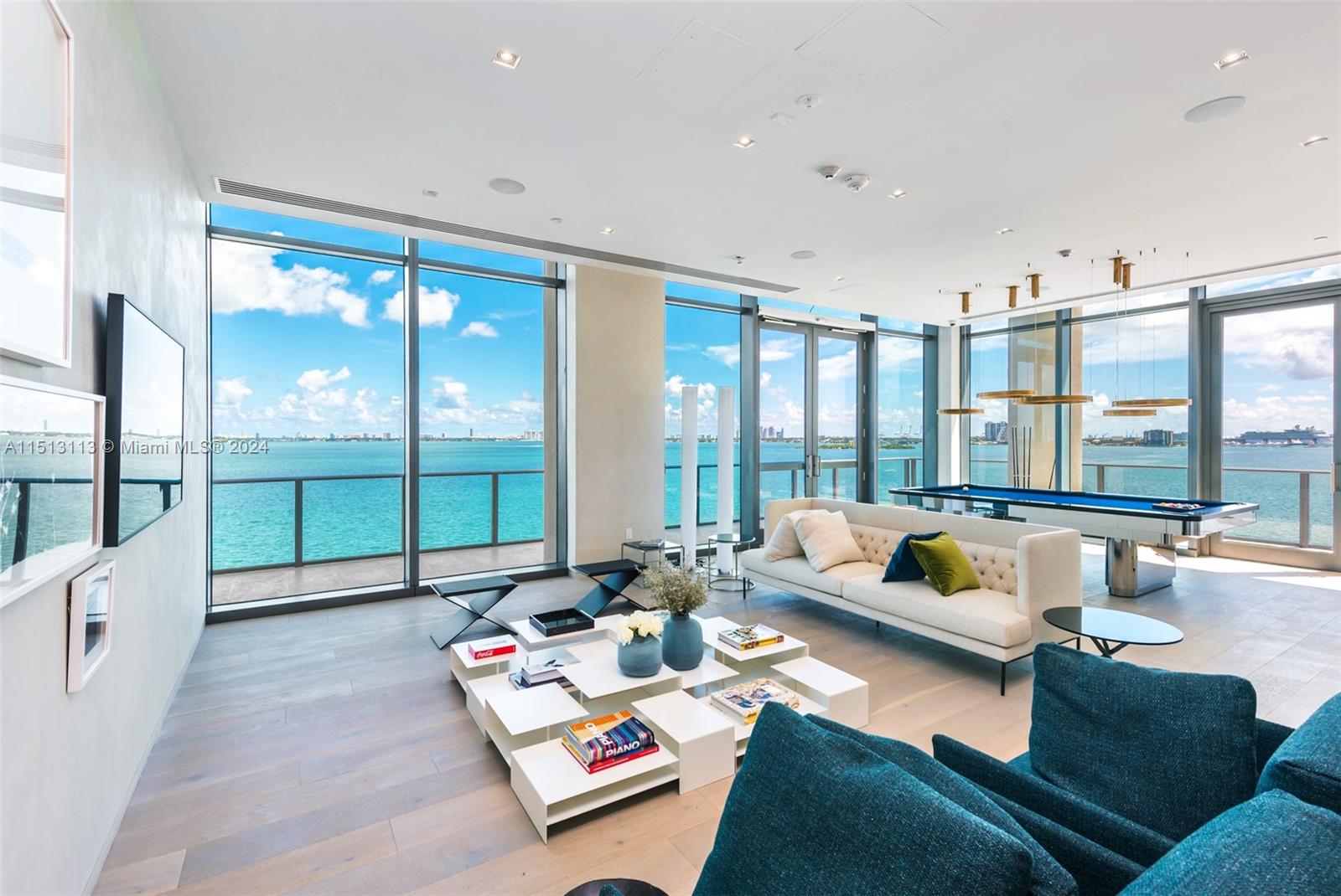 ONE PARAISO CONDO - Residential