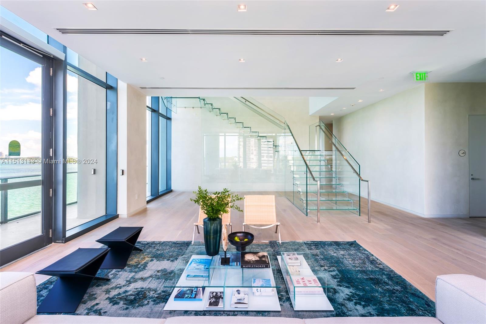 ONE PARAISO CONDO - Residential