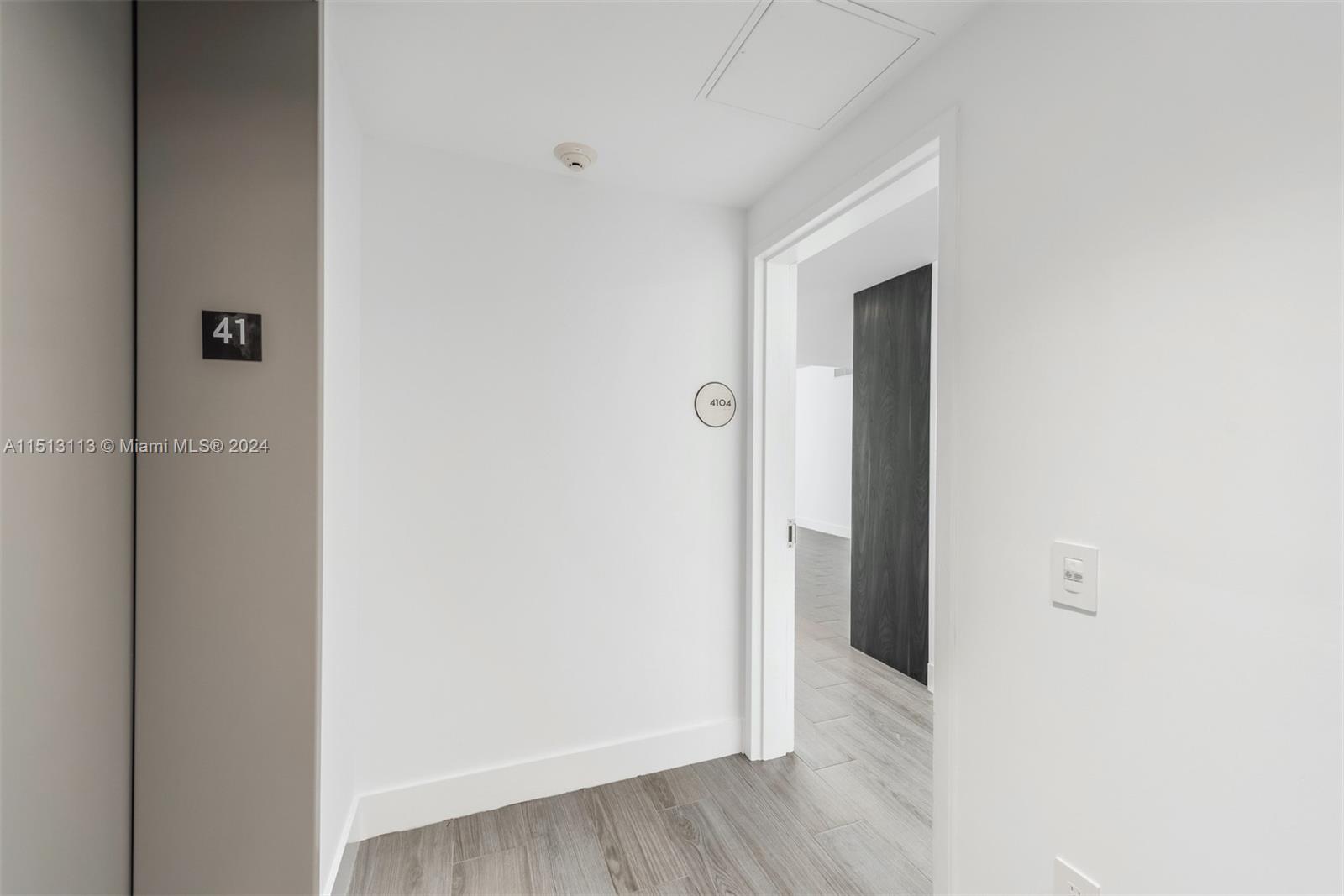 ONE PARAISO CONDO - Residential