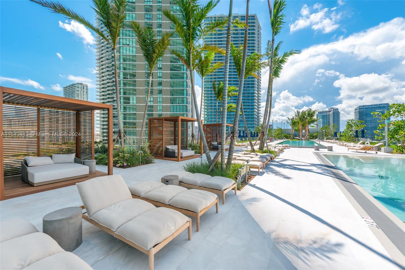 ONE PARAISO CONDO - Residential