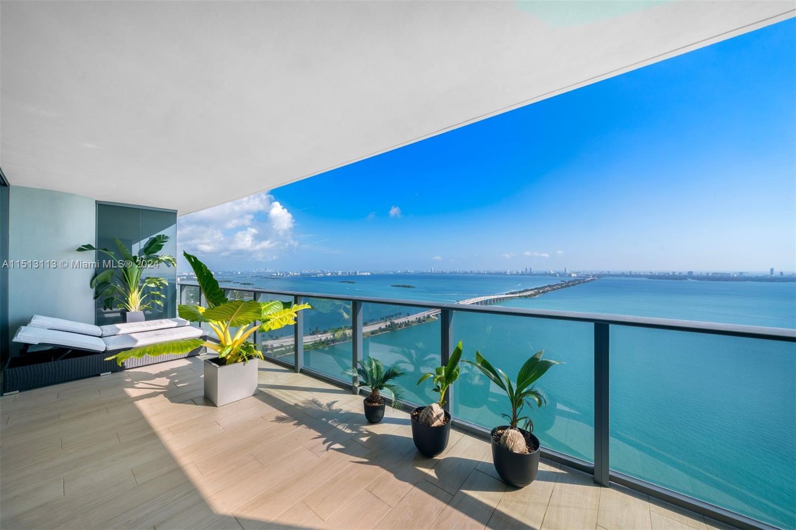 ONE PARAISO CONDO - Residential
