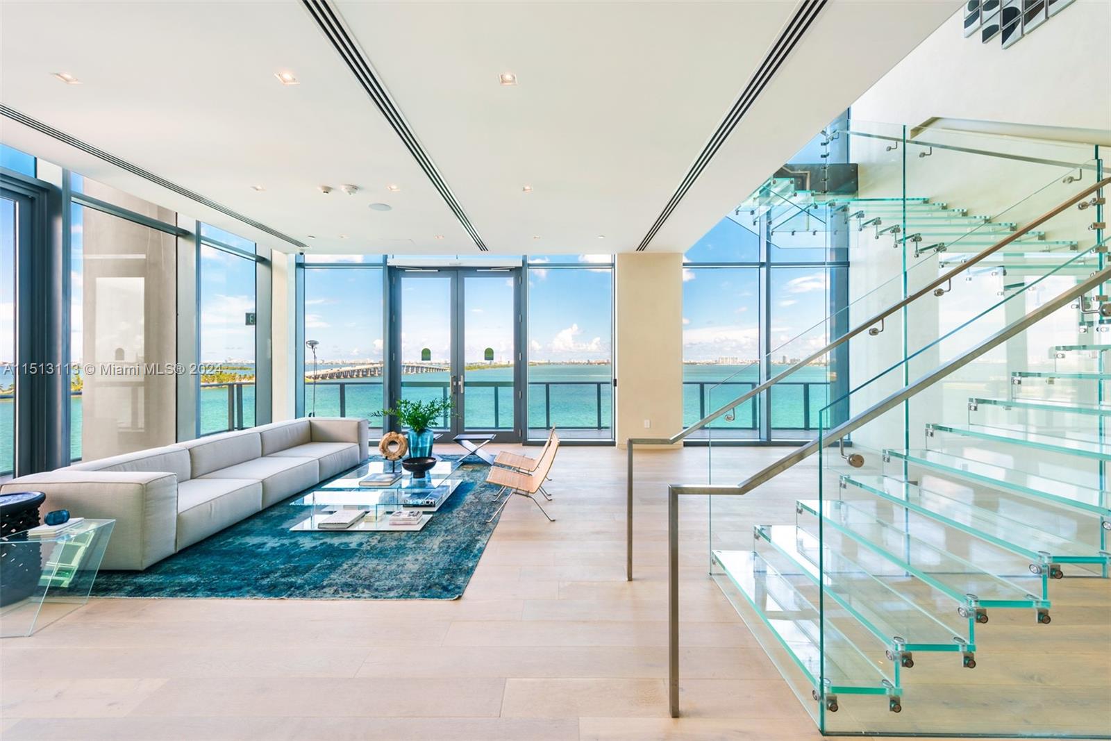 ONE PARAISO CONDO - Residential