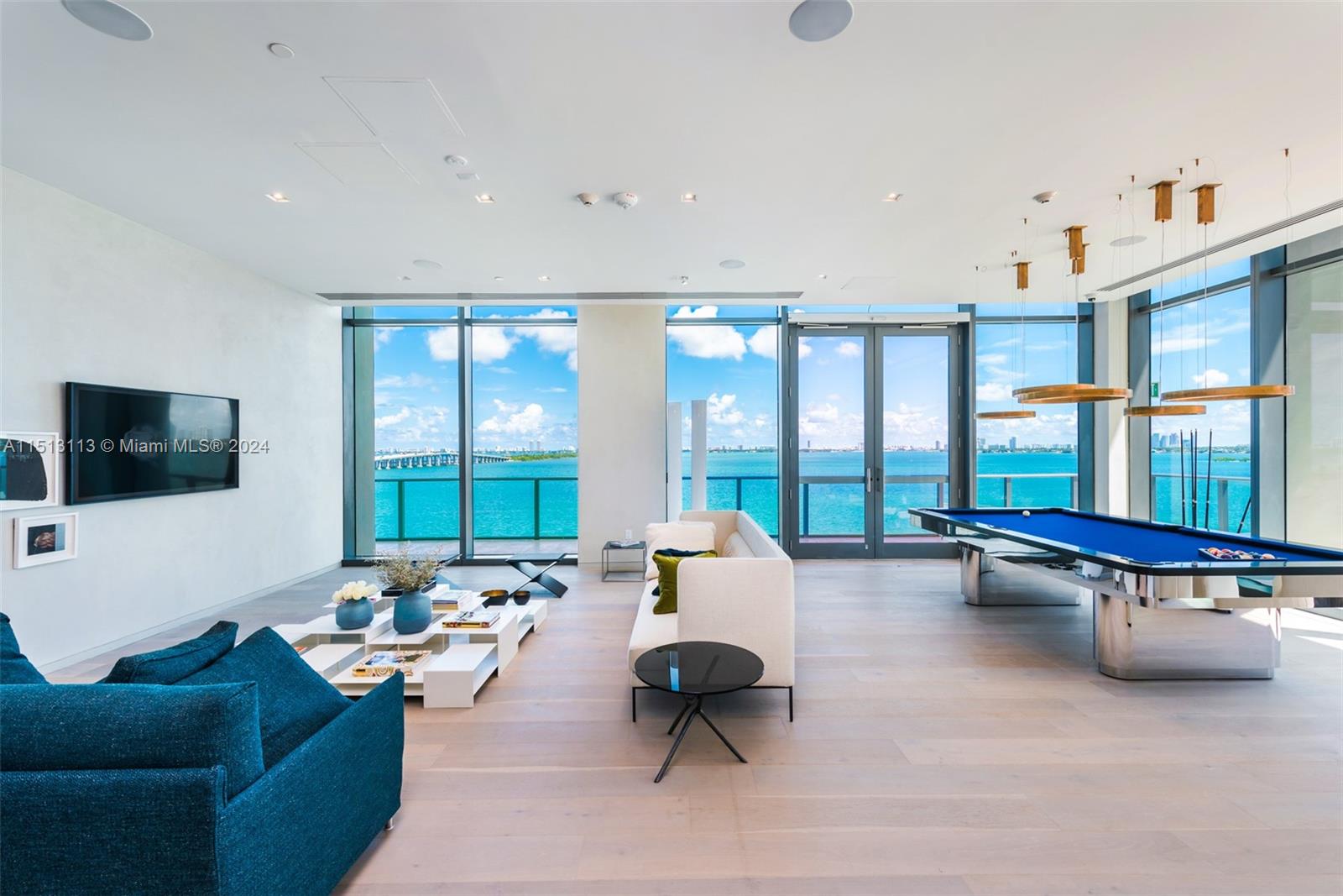 ONE PARAISO CONDO - Residential