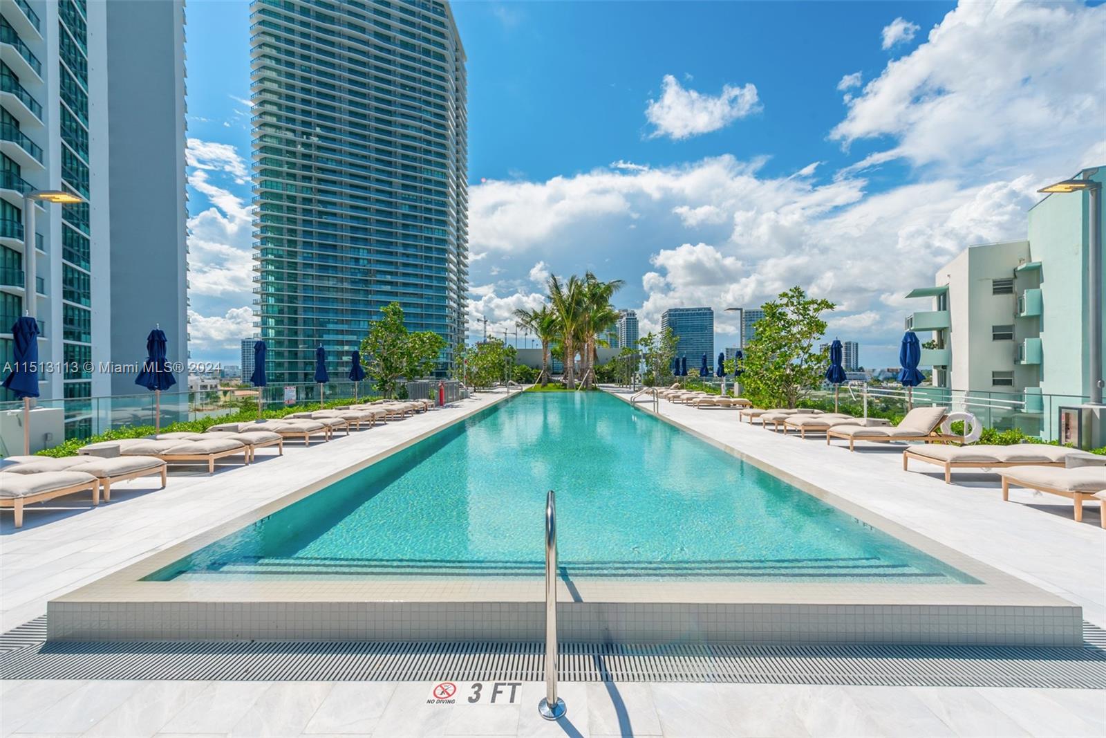 ONE PARAISO CONDO - Residential