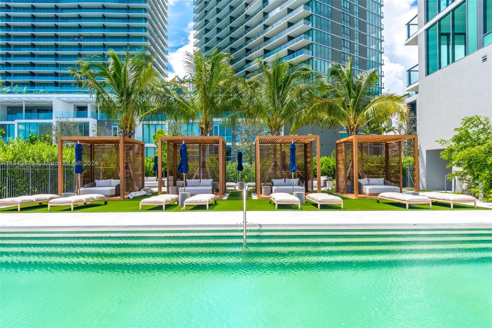 ONE PARAISO CONDO - Residential