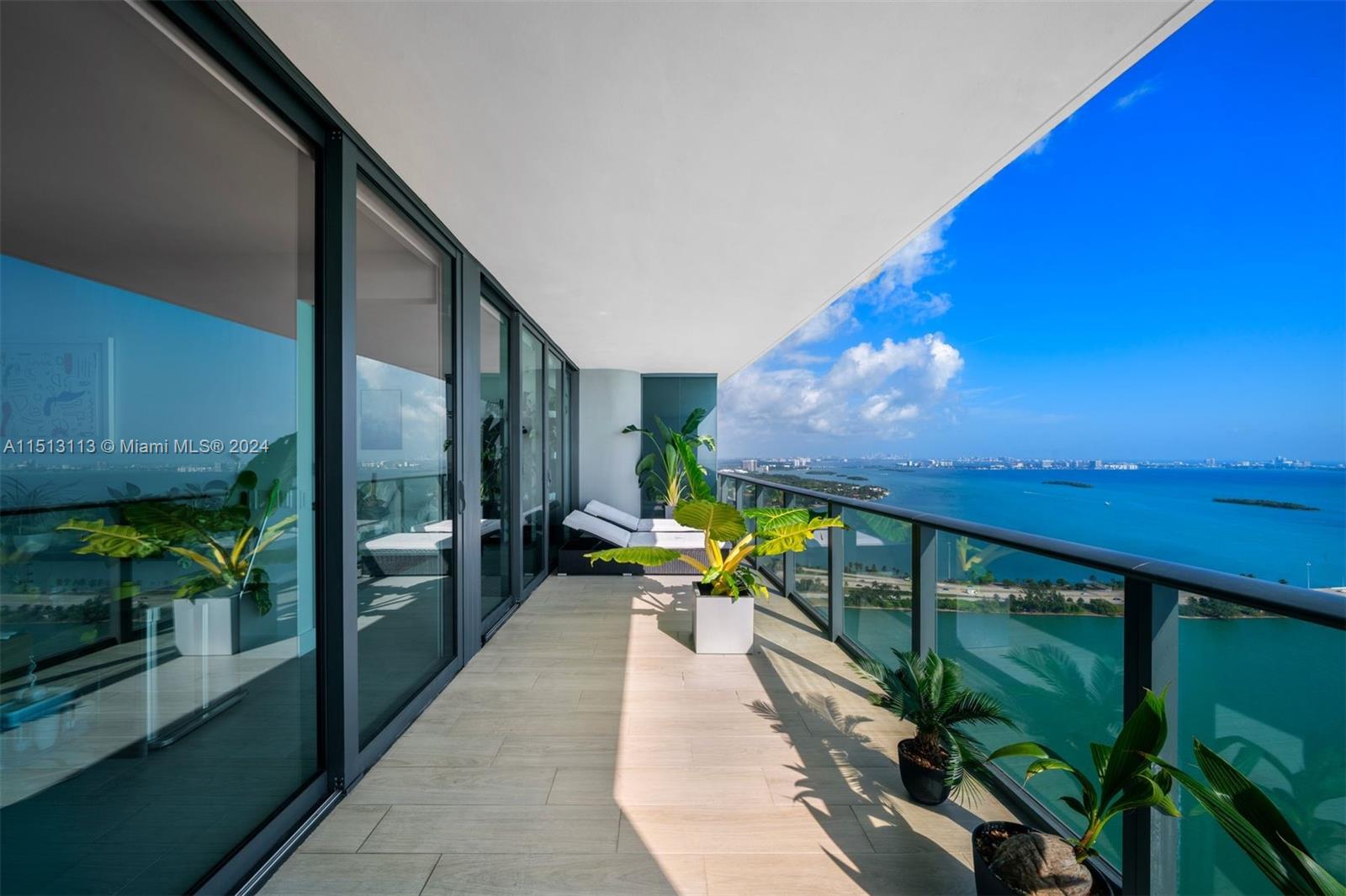ONE PARAISO CONDO - Residential