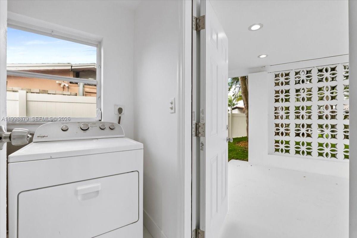 ROYAL PALM ACRES THIRD SE - Residential