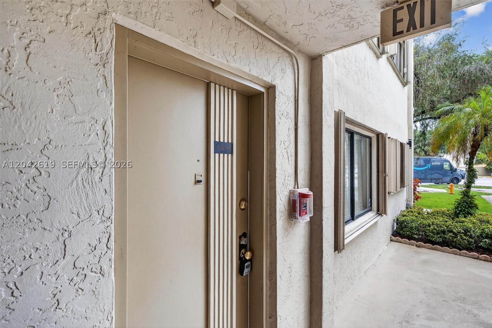 THE HORIZONS CONDO #5 - Residential Lease