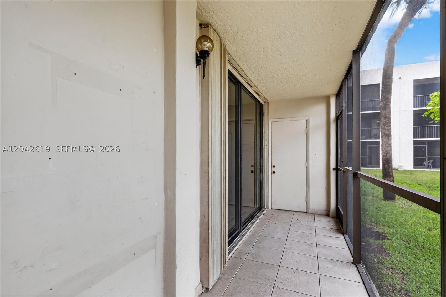 THE HORIZONS CONDO #5 - Residential Lease