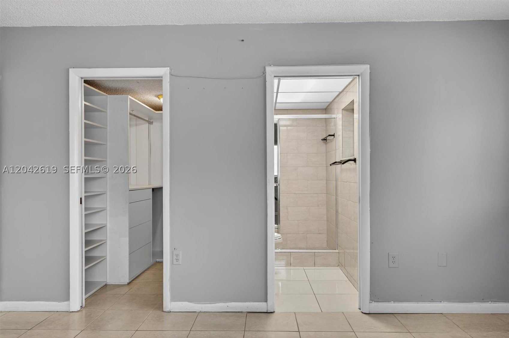 THE HORIZONS CONDO #5 - Residential Lease
