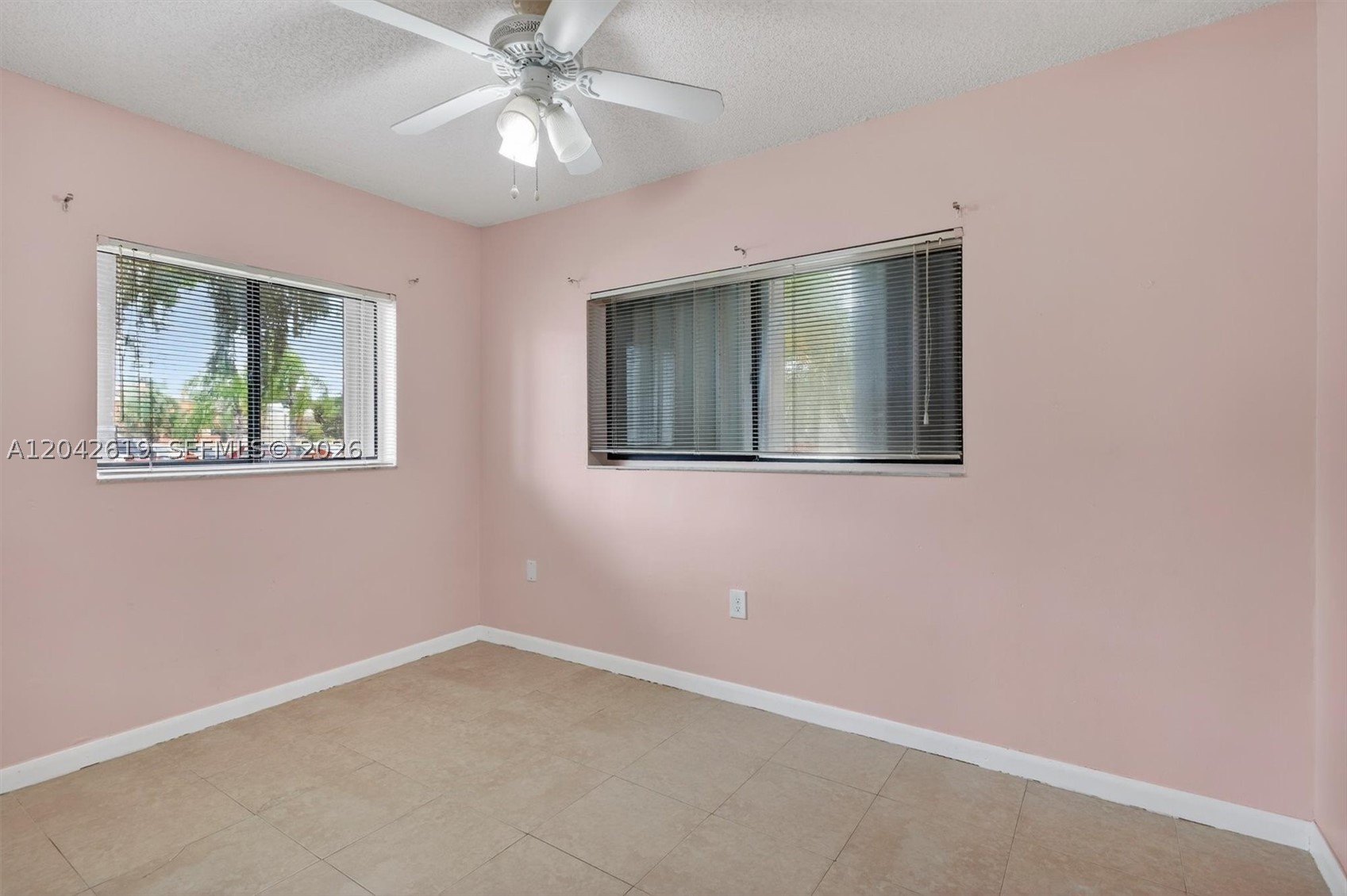 THE HORIZONS CONDO #5 - Residential Lease