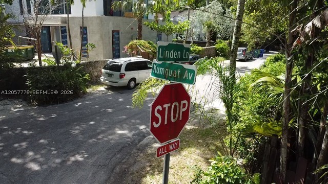 DOUGLAS CIRCLE - Residential