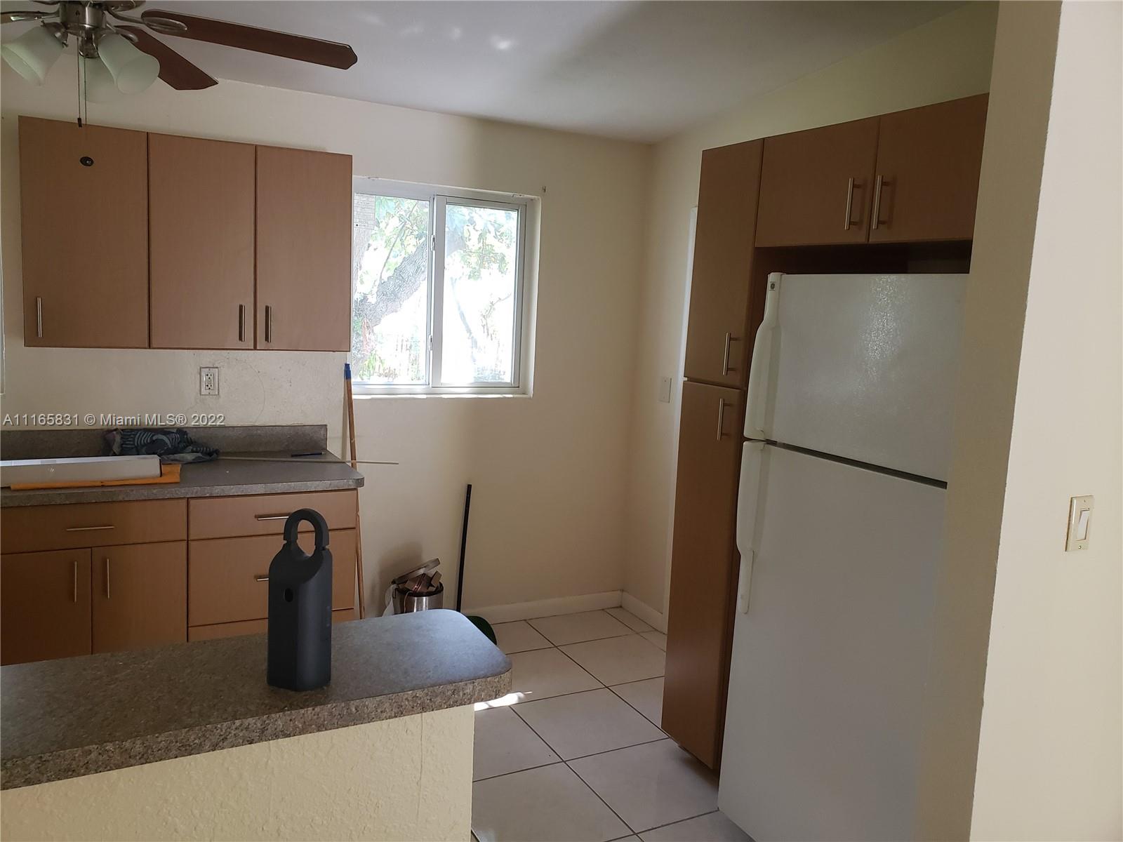 LAKE FOREST SEC 2 - Residential Lease