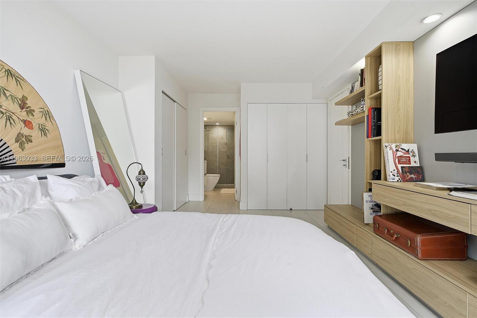 BRICKELL KEY II CONDO - Residential