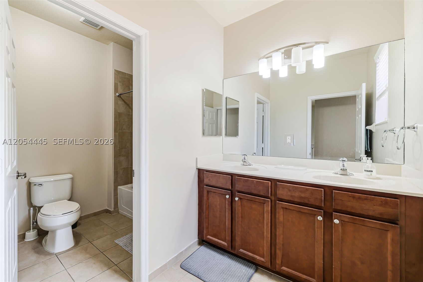 VENETIAN PARC WEST - Residential