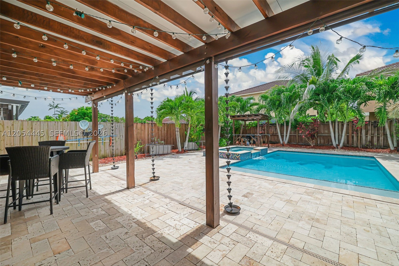 VENETIAN PARC WEST - Residential