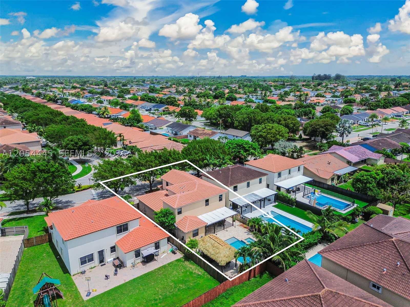 VENETIAN PARC WEST - Residential
