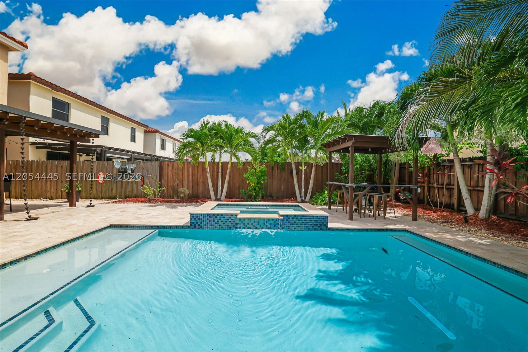 VENETIAN PARC WEST - Residential
