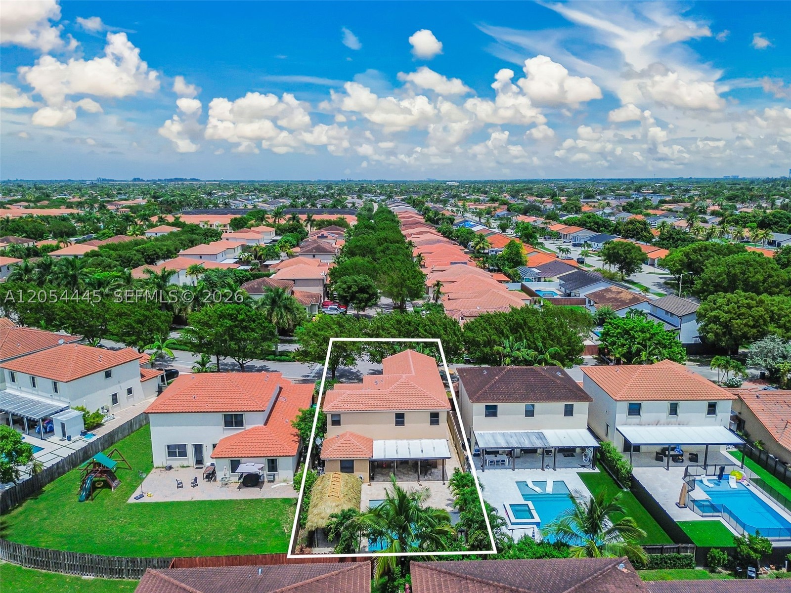 VENETIAN PARC WEST - Residential