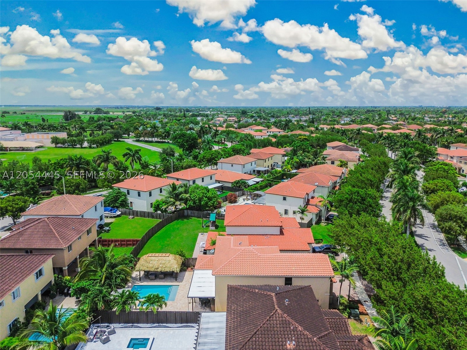 VENETIAN PARC WEST - Residential