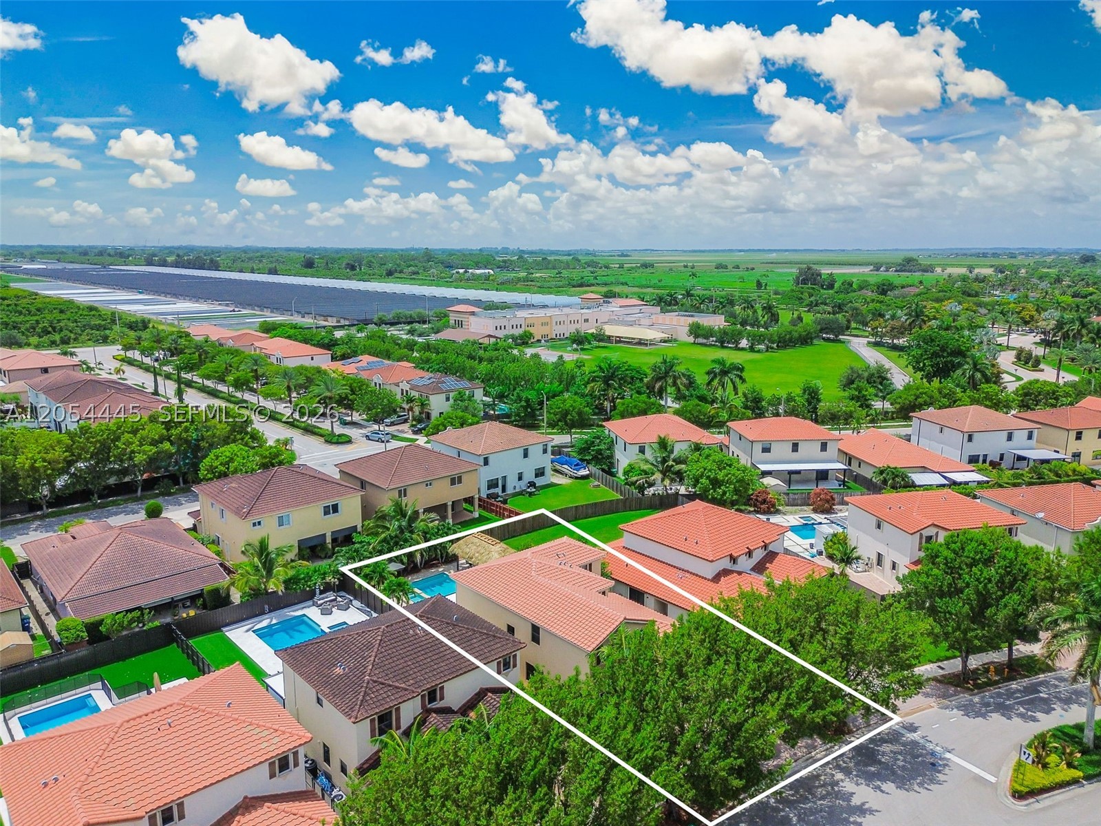 VENETIAN PARC WEST - Residential