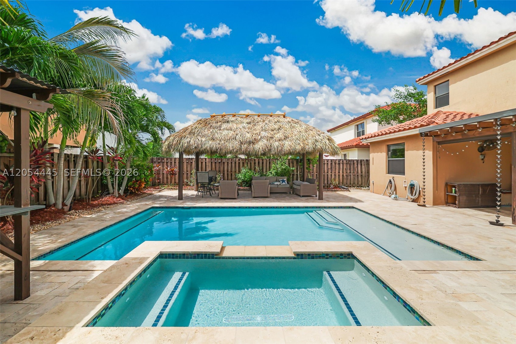 VENETIAN PARC WEST - Residential