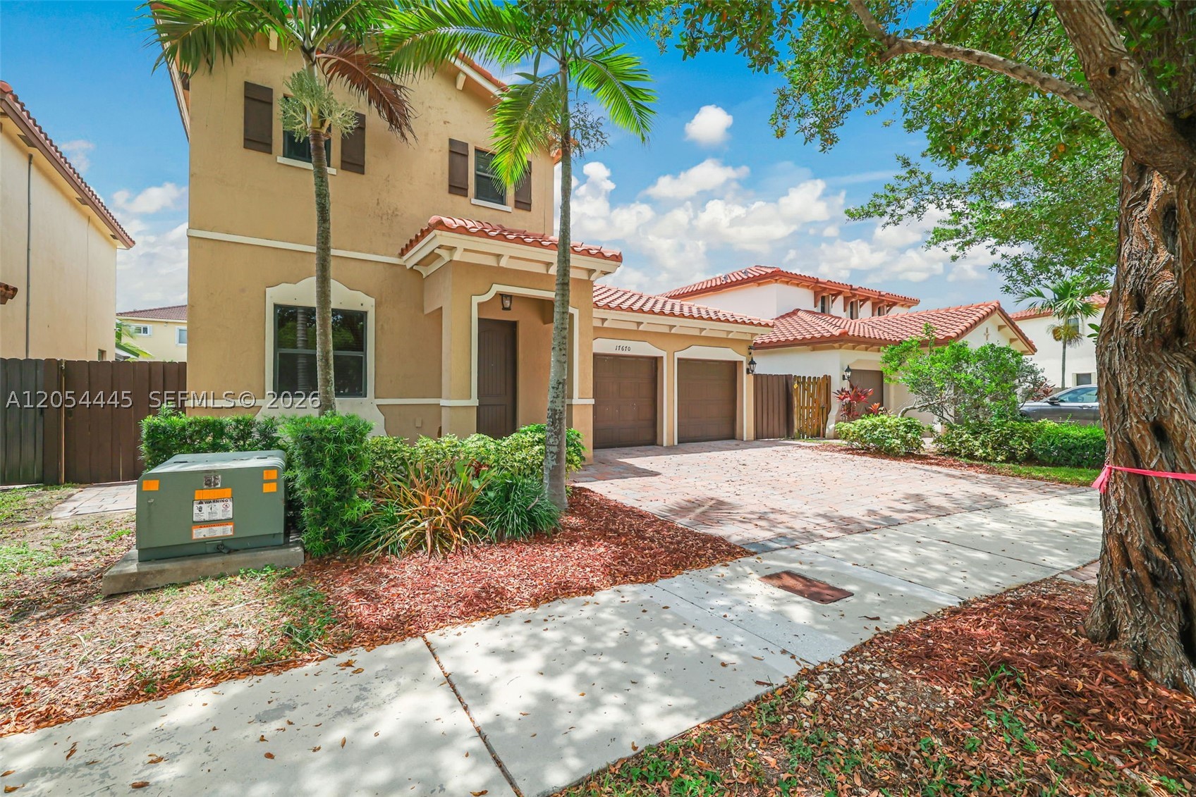 VENETIAN PARC WEST - Residential
